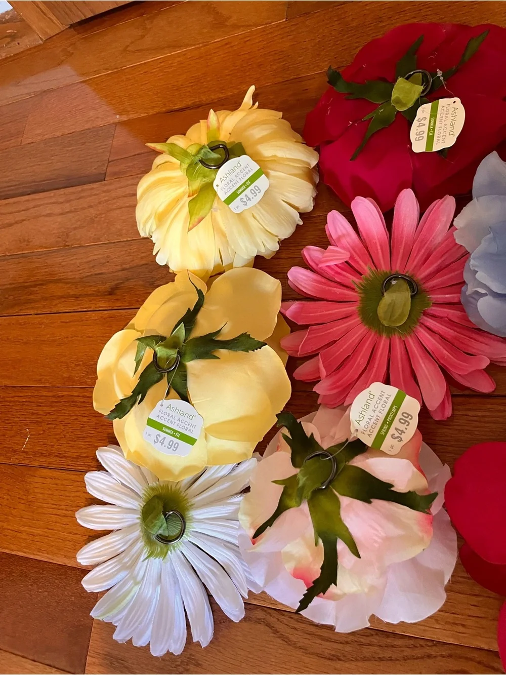 15 Ashland Singular Large Flowers for Display - “D” Hook on back of each - NWT!